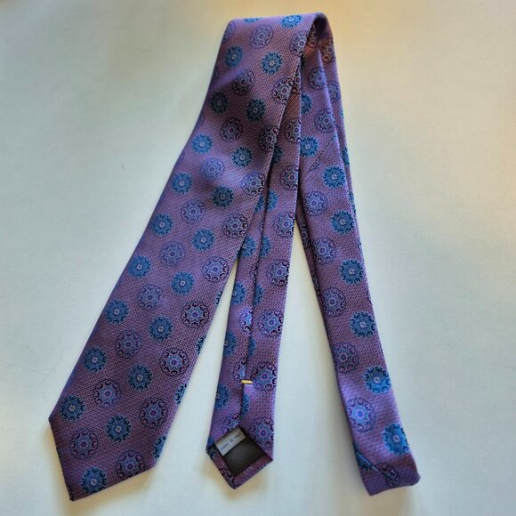 Canali 100% Silk Pink and Blue Medallion Tie - Picture 7 of 7